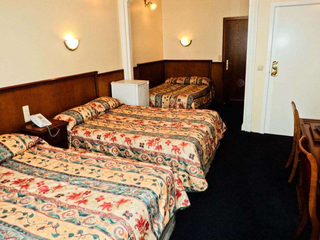 Hotel Continental Saint-Gilles Rum bild