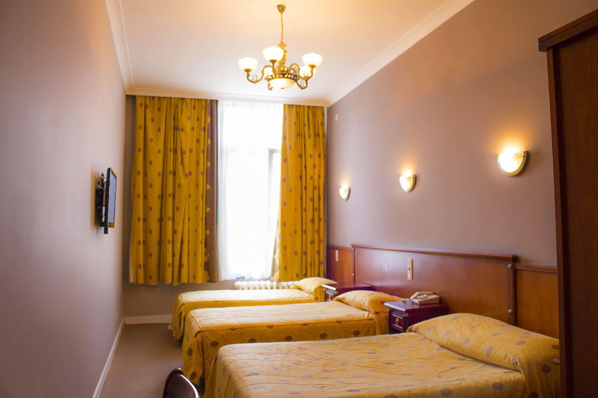 Hotel Continental Saint-Gilles Exteriör bild