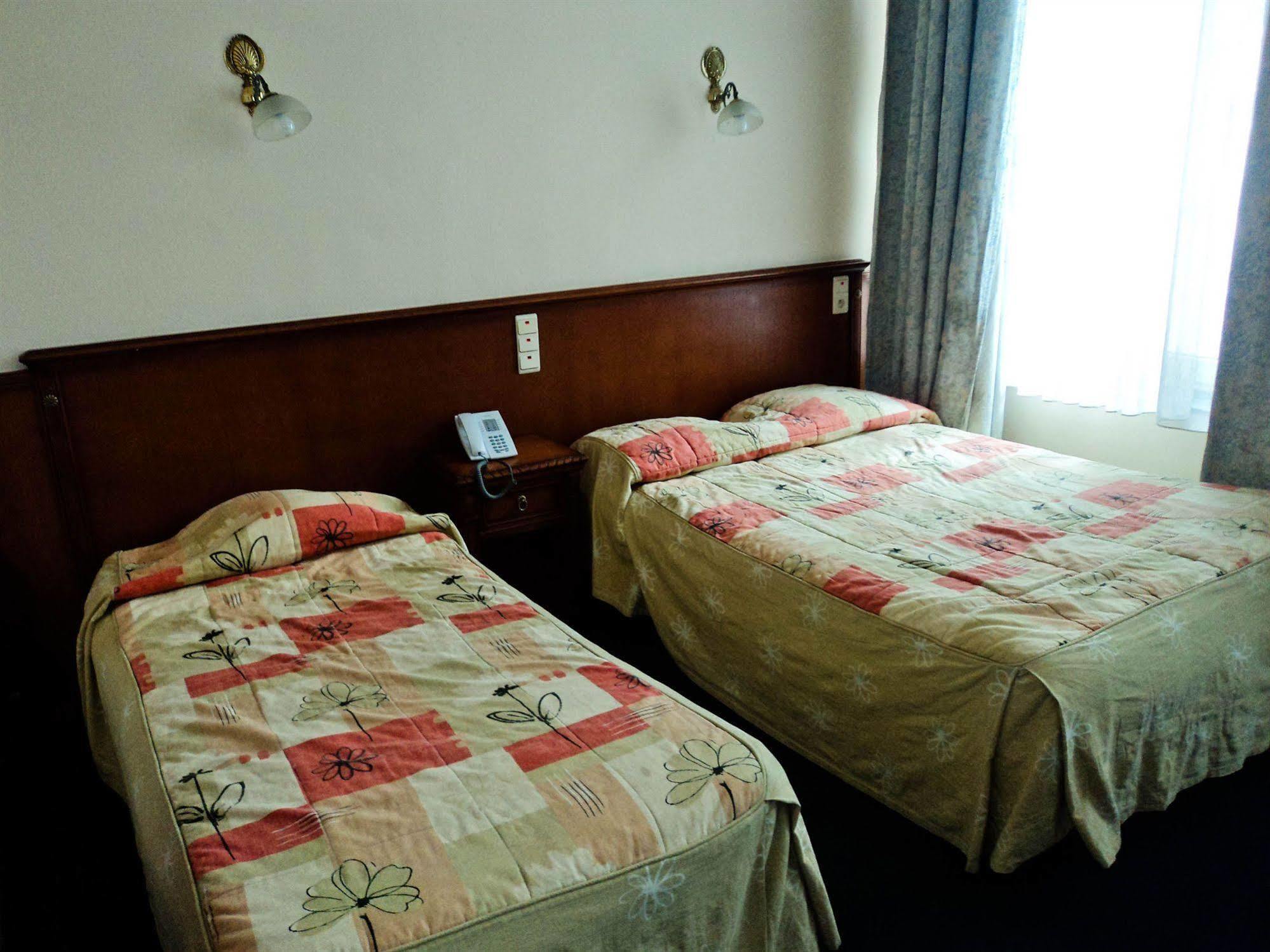 Hotel Continental Saint-Gilles Exteriör bild